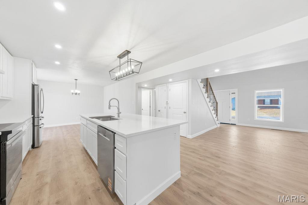 Country Village Hills Ii 2 - Residential