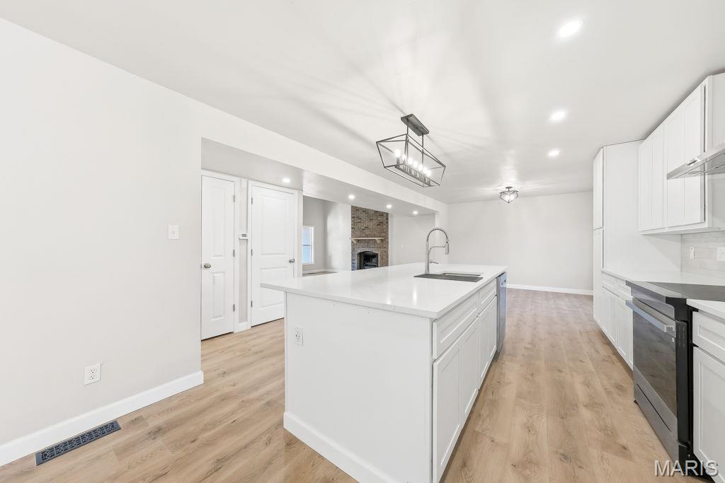 Country Village Hills Ii 2 - Residential