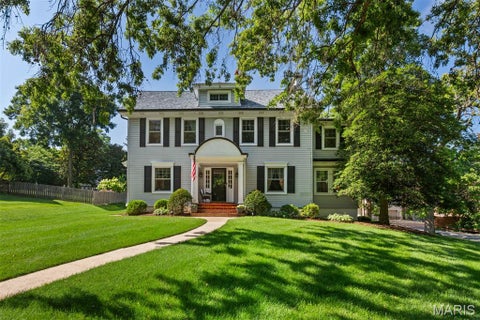 Photo of 204 Spencer Road, Webster Groves, MO 63119 (MLS # 26040832)