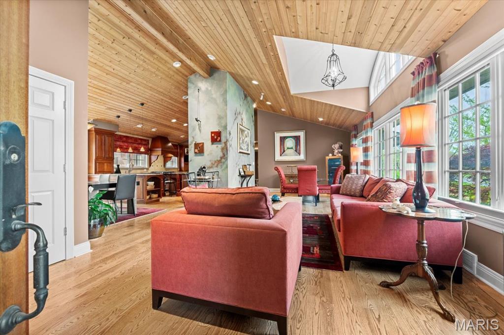 Woodoaks Trail - Residential