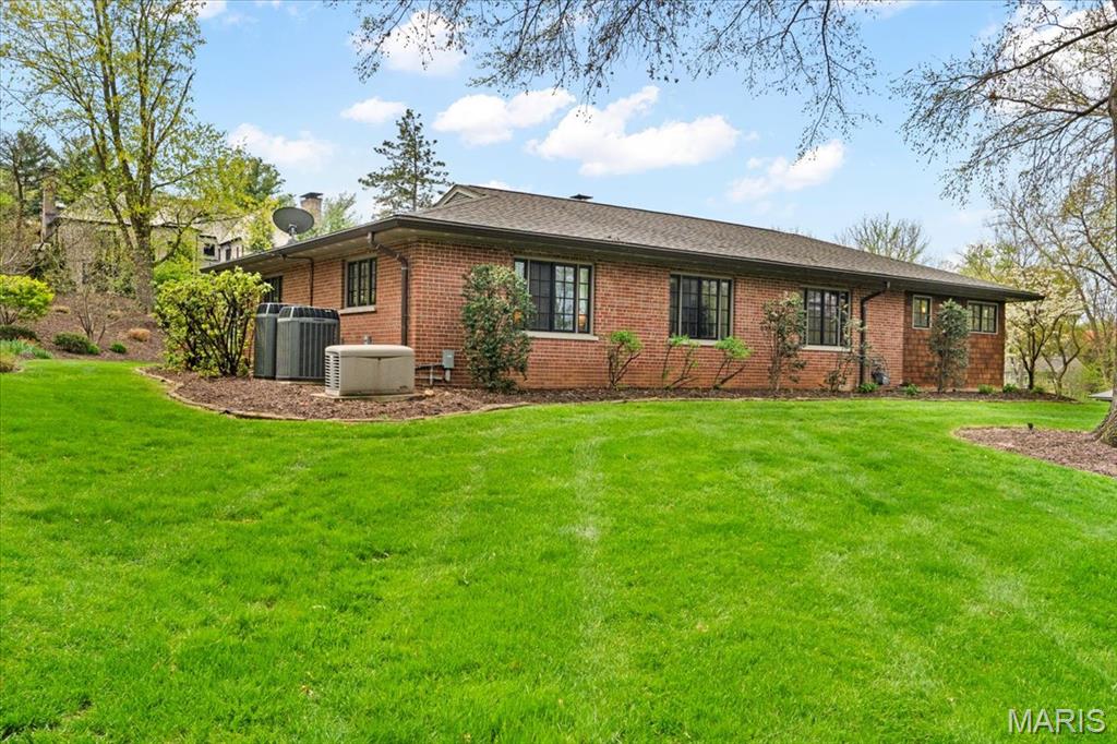 Woodoaks Trail - Residential