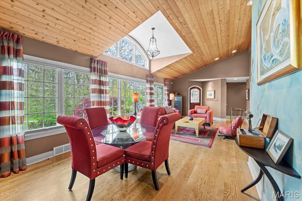 Woodoaks Trail - Residential