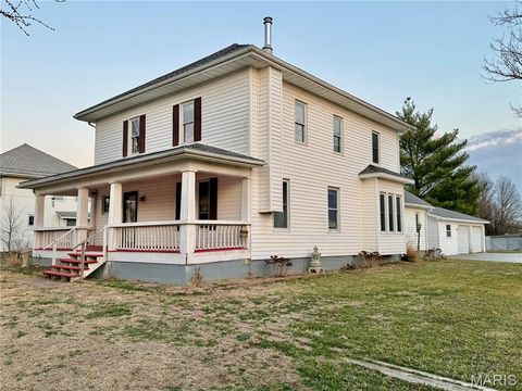 Photo of 312 W Milton Street, New Florence, MO 63363 (MLS # 26011754)