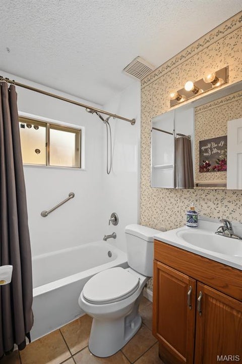 Tiny photo for 719 Waterfall Drive, Florissant, MO 63034 (MLS # 26045951)