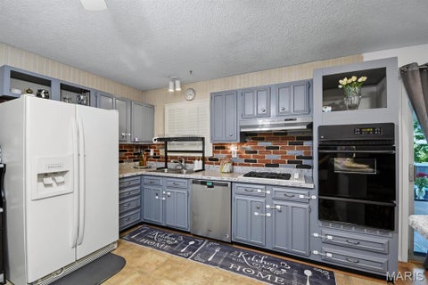 Tiny photo for 719 Waterfall Drive, Florissant, MO 63034 (MLS # 26045951)