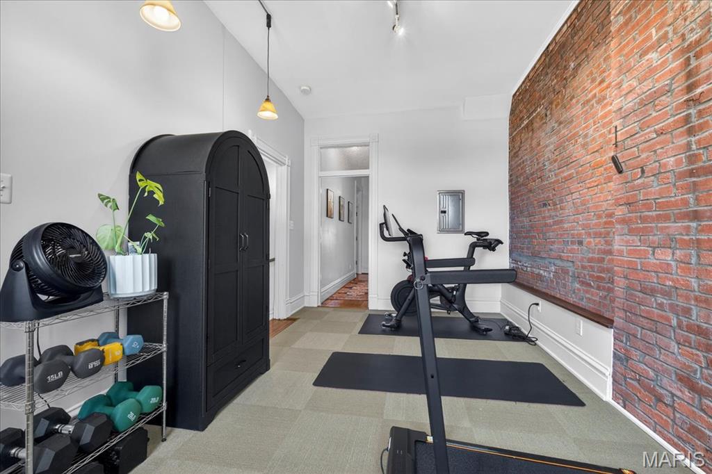 Smith Richardson - Residential