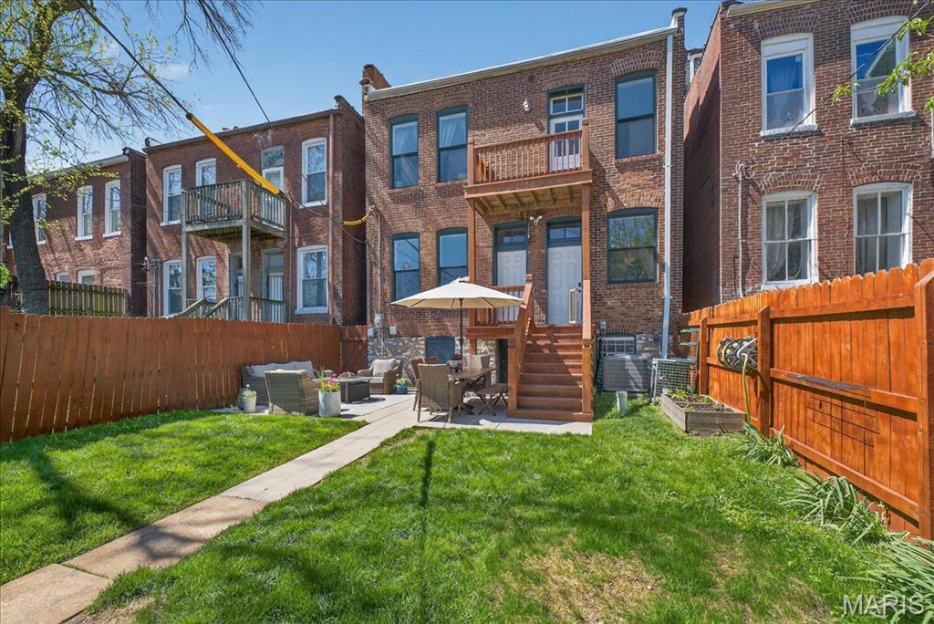 Smith Richardson - Residential