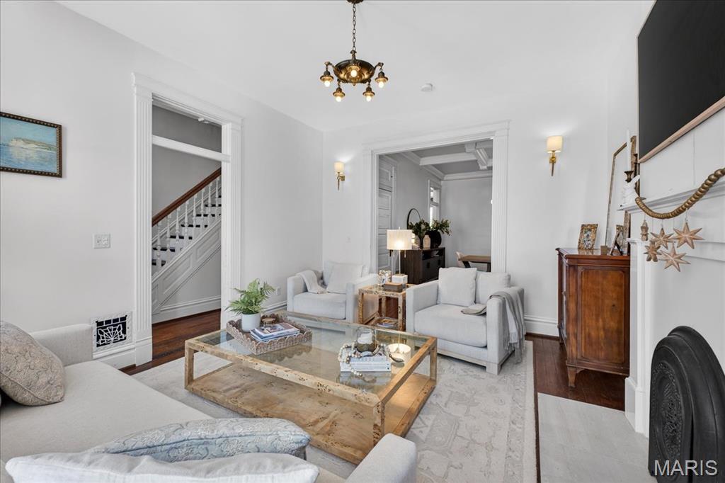 Smith Richardson - Residential