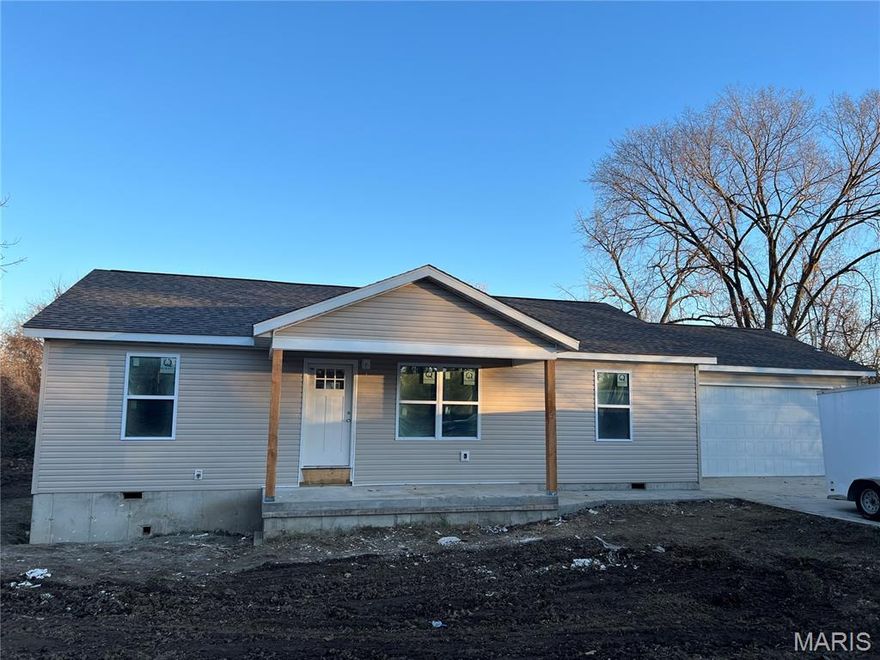 New construction home currently set for completion in December 2025! Split floor plan home will feature luxury vinyl plank flooring in the main areas with carpet in the bedrooms, ensuring both style and comfort. The modern kitchen boasts soft close cabinets and stainless steel appliances to include refrigerator, smooth top range, microwave and dishwasher. Primary suite has a full bathroom and a walk in closet. Electric heat pump, CA and 4 ceiling fans. 2 car attached garage. Perfect location just a few blocks from the high school. Close to the famous Current River, Montauk State Park and shopping. Buyer has limited option for siding,roofing,flooring and paint colors depending on construction stage at contract signing. Lighting allowance of $1,000.00.