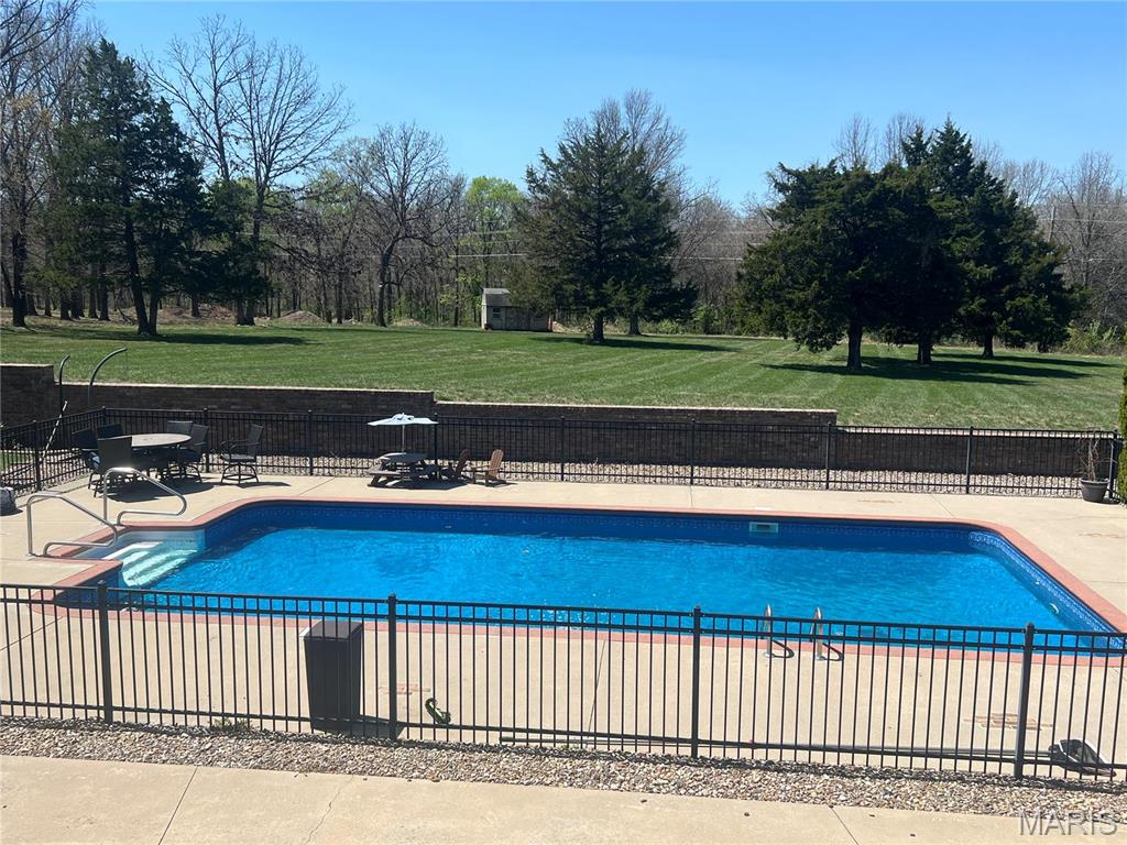 FREMONT PARK - Residential