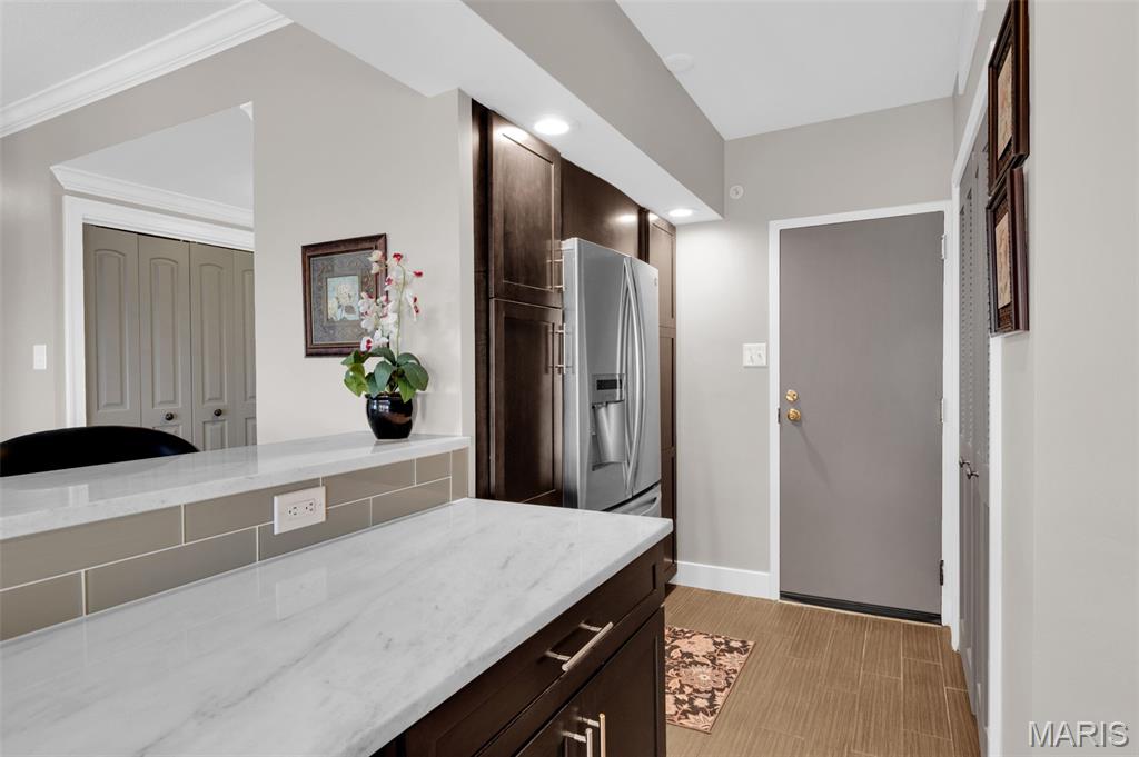 900 S Hanley Road 15B