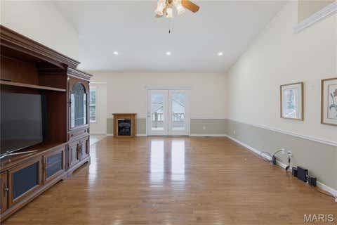 Tiny photo for 2841 Karmen, Poplar Bluff, MO 63901 (MLS # 26047052)