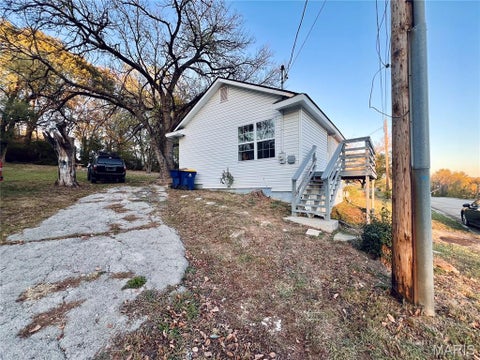 Tiny photo for 312 Donaldson Street, De Soto, MO 63020 (MLS # 26069058)
