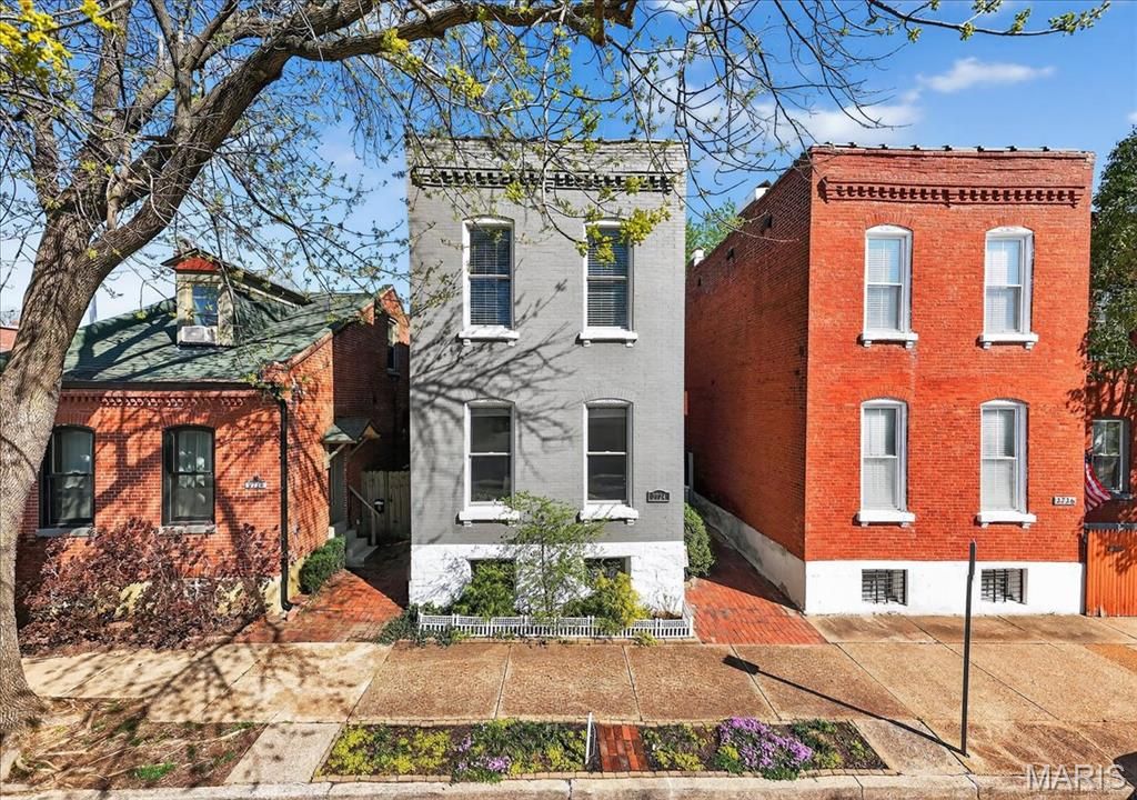 Photo of 2724 McNair Avenue, St Louis, MO 63118 (MLS # 26020493)