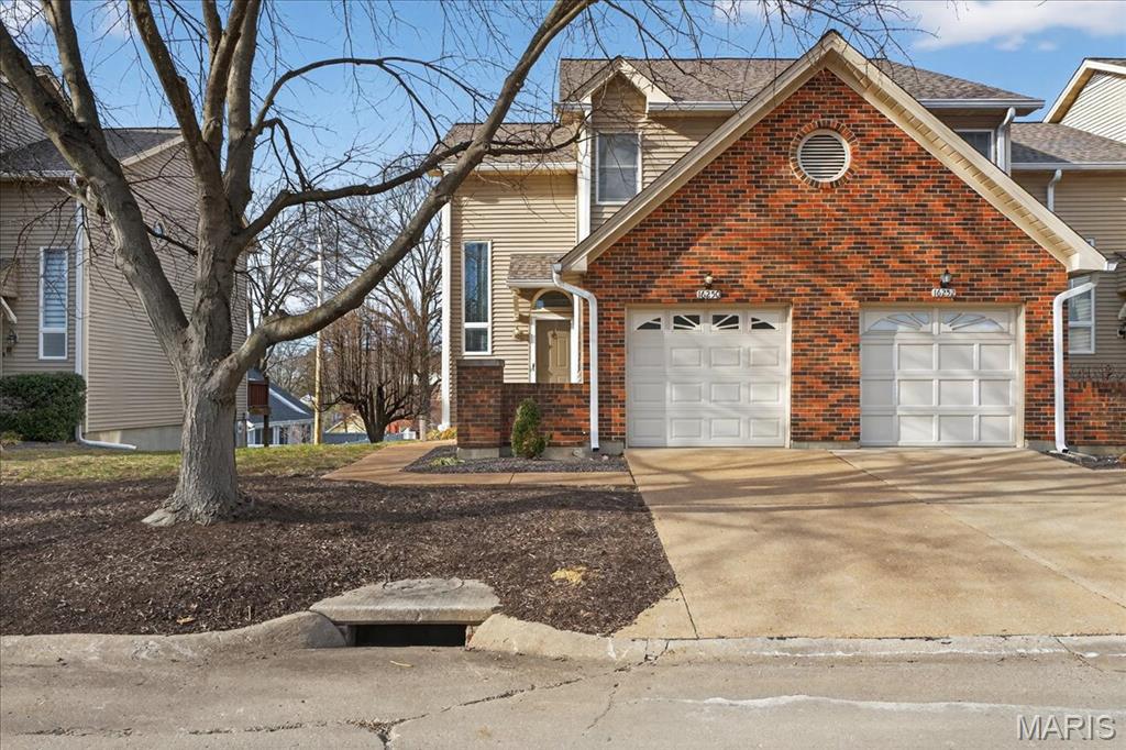 Clarkson Grove Condo Fourth - Residential