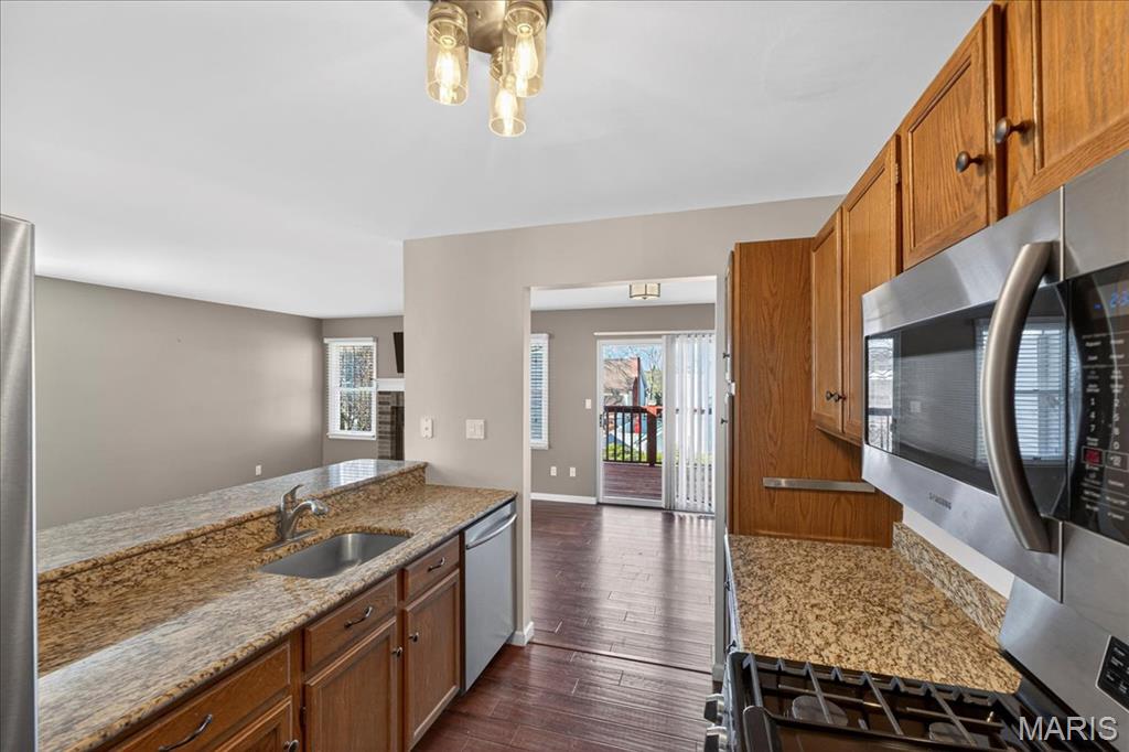 Clarkson Grove Condo Fourth - Residential