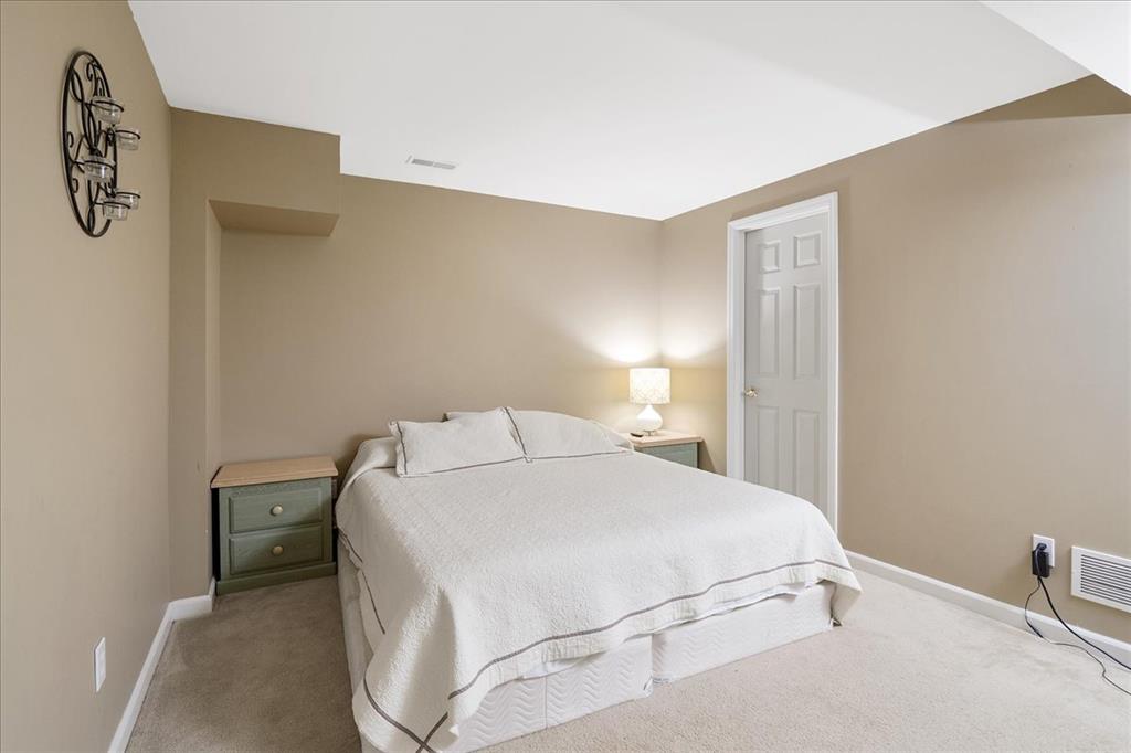 Wildwood, Missouri 63038, United States, 4 Bedrooms Bedrooms, ,5 BathroomsBathrooms,Residential,Pending,136317