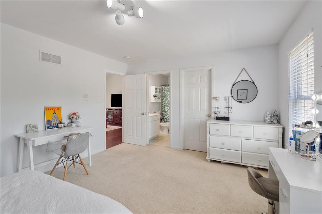 Wildwood, Missouri 63038, United States, 4 Bedrooms Bedrooms, ,5 BathroomsBathrooms,Residential,Pending,136317