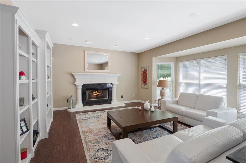 Wildwood, Missouri 63038, United States, 4 Bedrooms Bedrooms, ,5 BathroomsBathrooms,Residential,Pending,136317