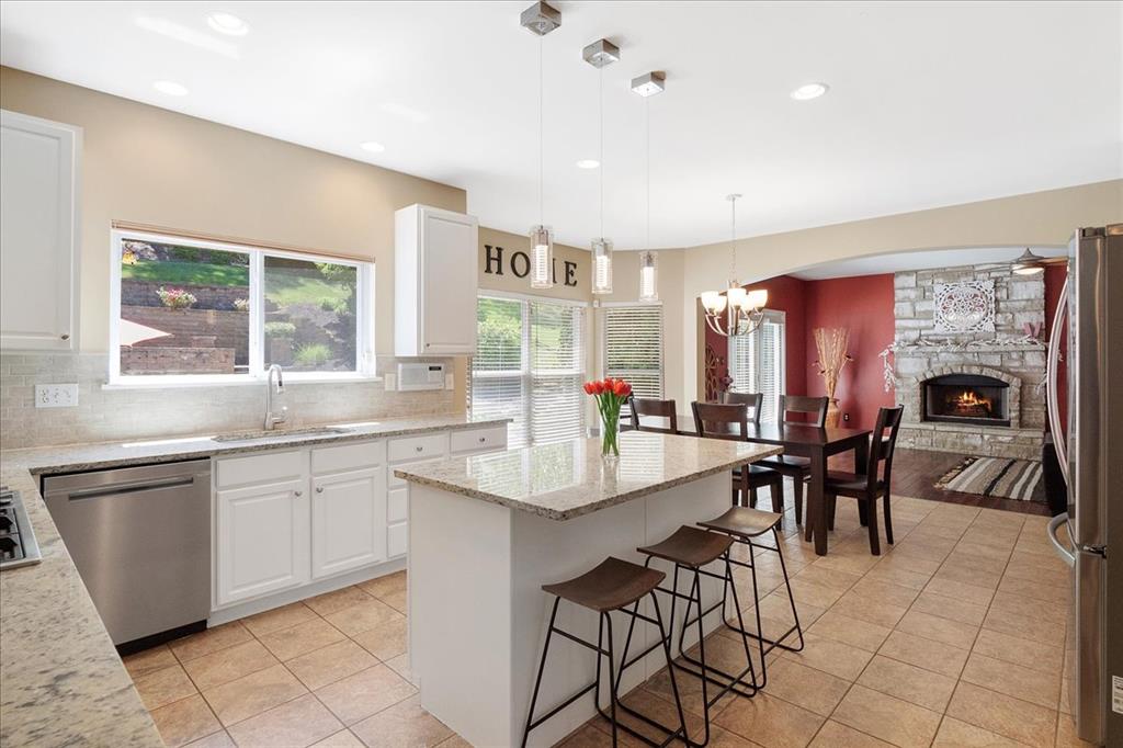 Wildwood, Missouri 63038, United States, 4 Bedrooms Bedrooms, ,5 BathroomsBathrooms,Residential,Pending,136317