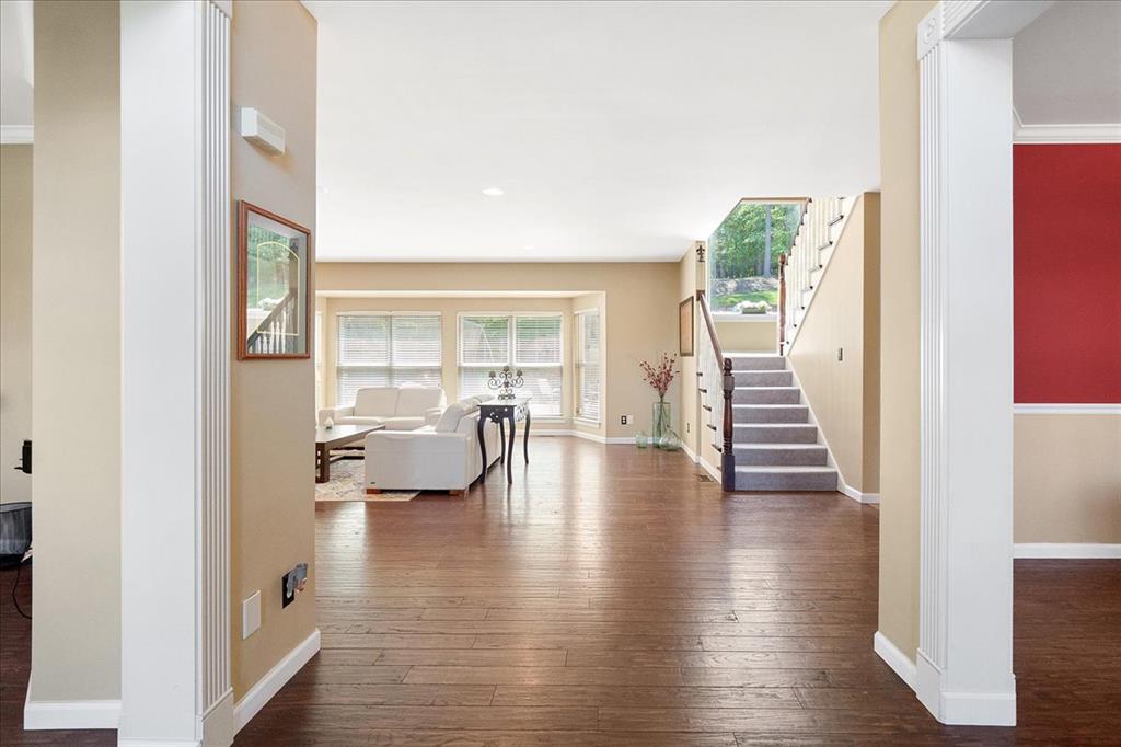 Wildwood, Missouri 63038, United States, 4 Bedrooms Bedrooms, ,5 BathroomsBathrooms,Residential,Pending,136317