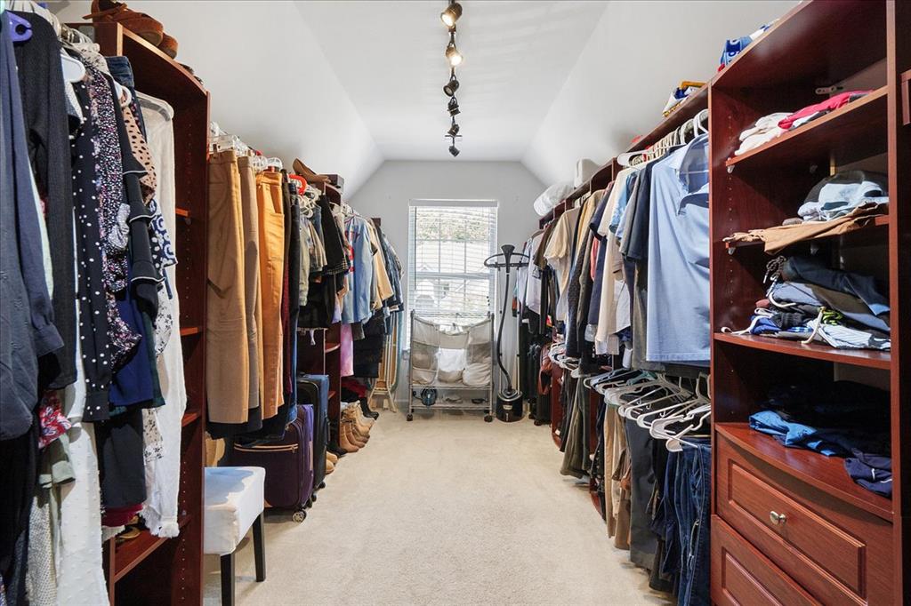 Wildwood, Missouri 63038, United States, 4 Bedrooms Bedrooms, ,5 BathroomsBathrooms,Residential,Pending,136317