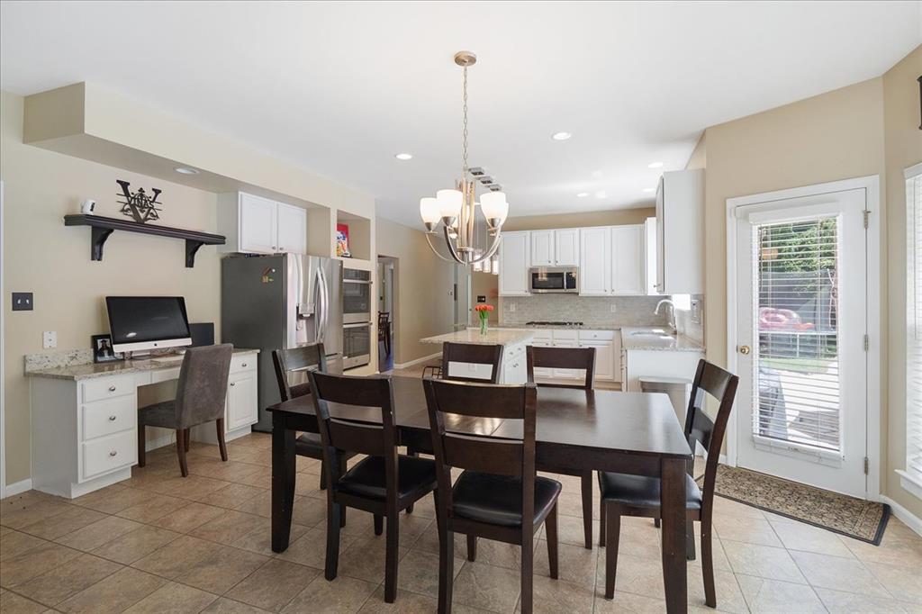 Wildwood, Missouri 63038, United States, 4 Bedrooms Bedrooms, ,5 BathroomsBathrooms,Residential,Pending,136317