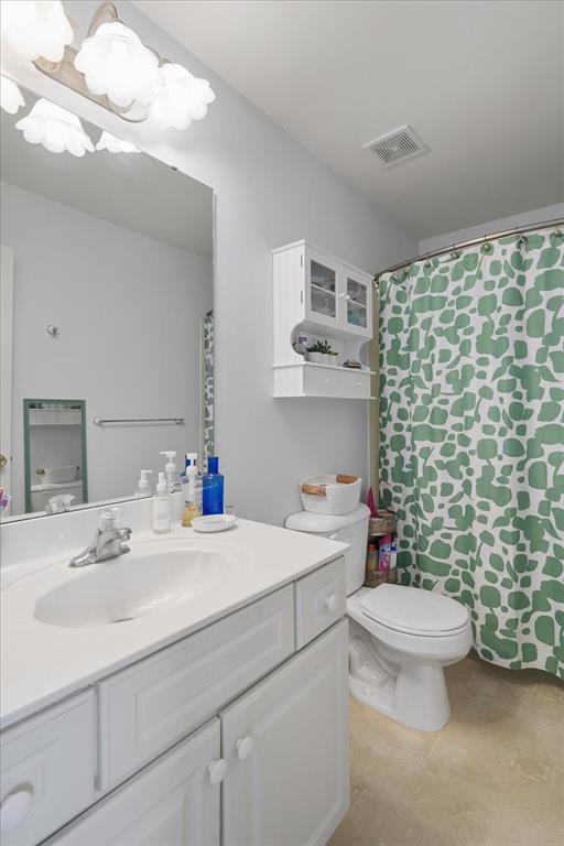 Wildwood, Missouri 63038, United States, 4 Bedrooms Bedrooms, ,5 BathroomsBathrooms,Residential,Pending,136317