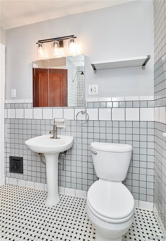 McDermott Haydens Add - Residential