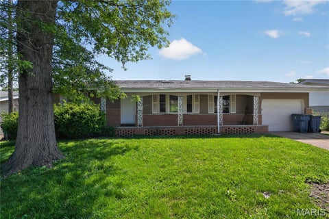 Photo of 11062 Saginaw Drive, St Louis, MO 63136 (MLS # 26031590)