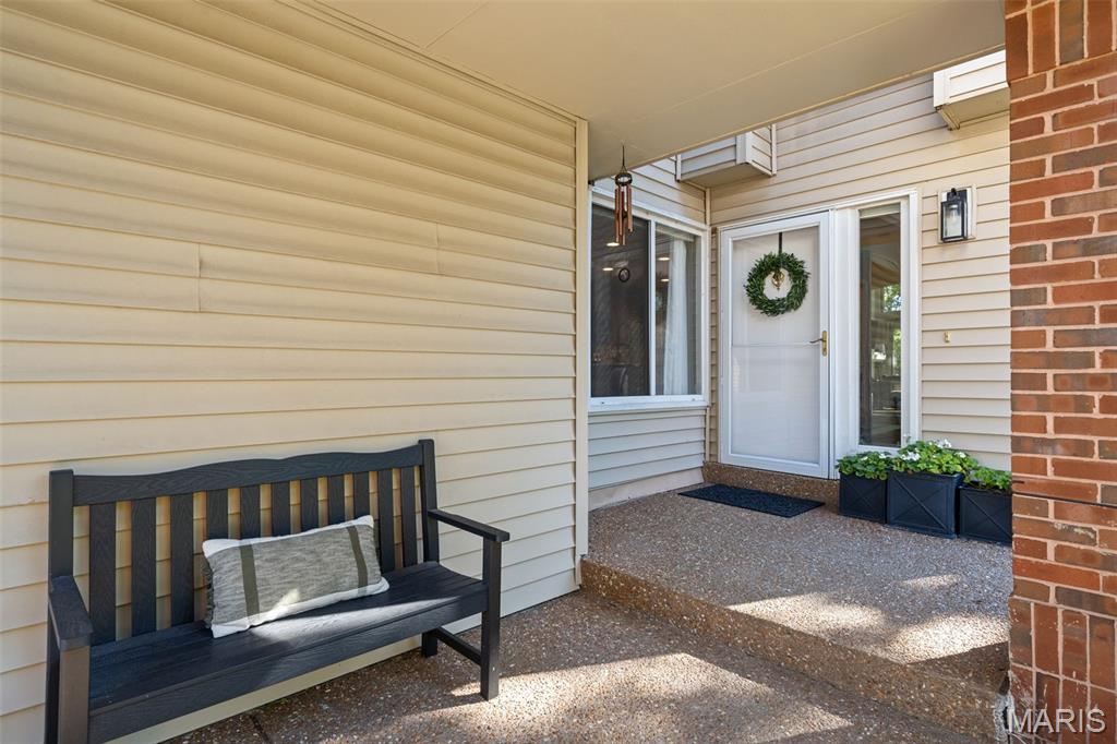 35 Ridgeview Circle Court