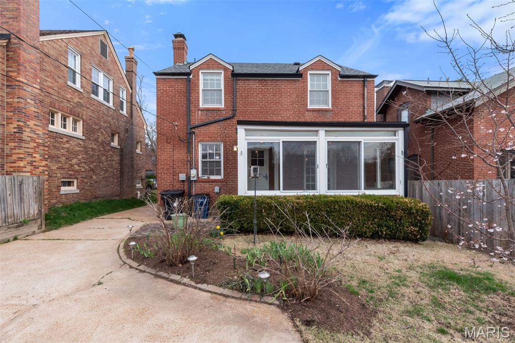 University Terrace - Residential