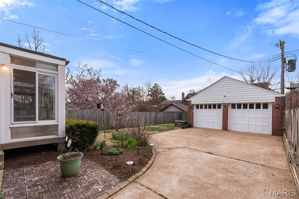 University Terrace - Residential