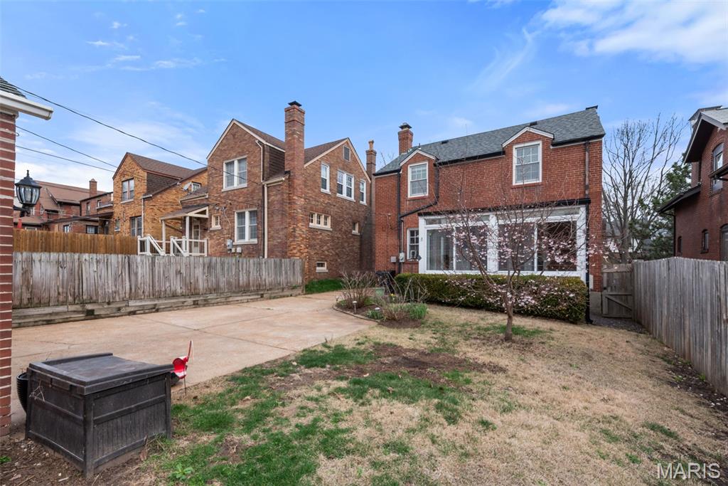 University Terrace - Residential