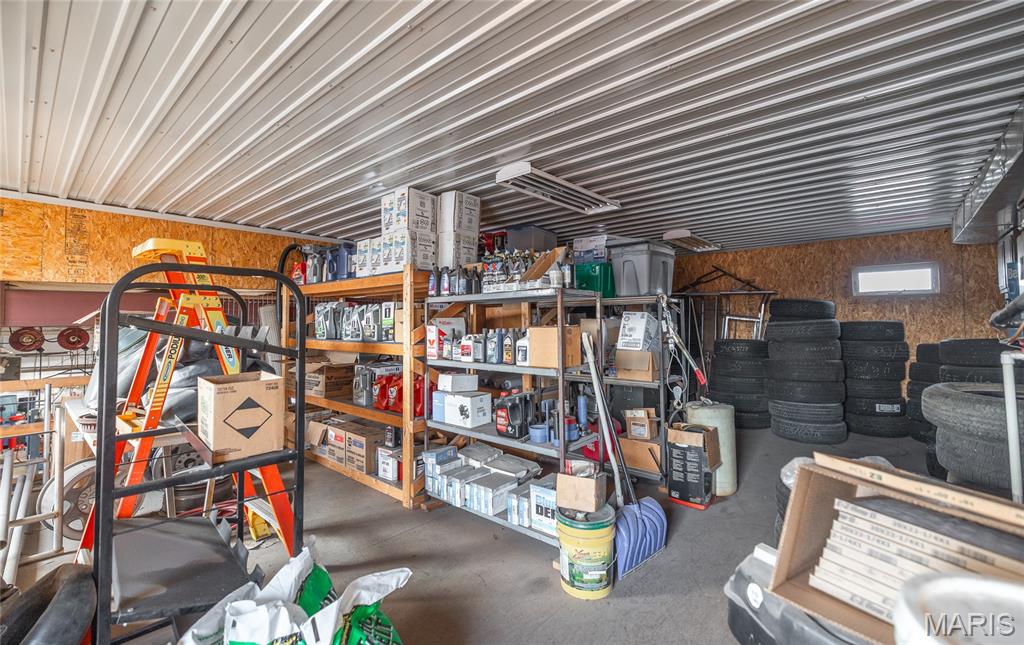 McIntosh - Commercial Sale