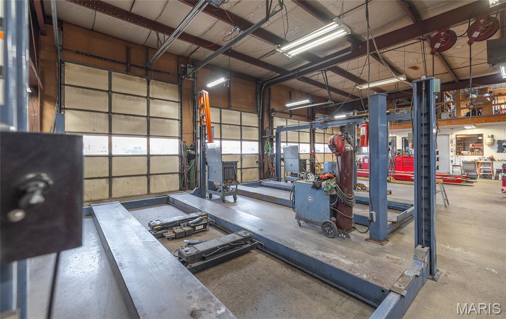 McIntosh - Commercial Sale