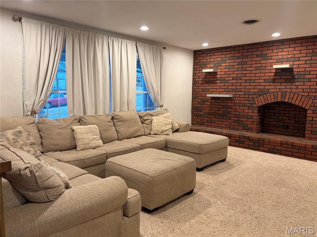 605 S Jefferson Avenue