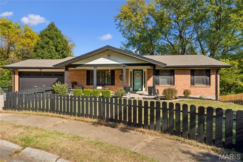 Photo of 2700 Brookridge Lane, St Charles, MO 63301 (MLS # 26065603)
