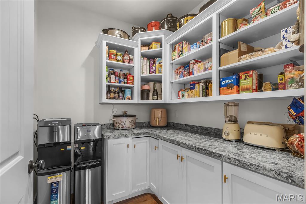 Greystone Rdg Estates - Residential