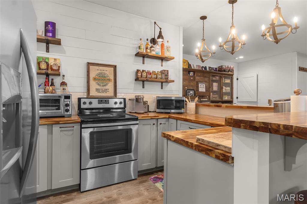 Greystone Rdg Estates - Residential