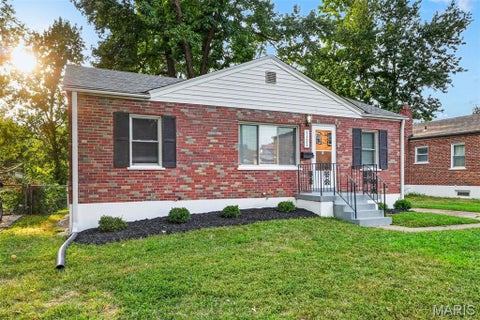 Tiny photo for 1131 Mount Olive Avenue, St Louis, MO 63130 (MLS # 26058632)
