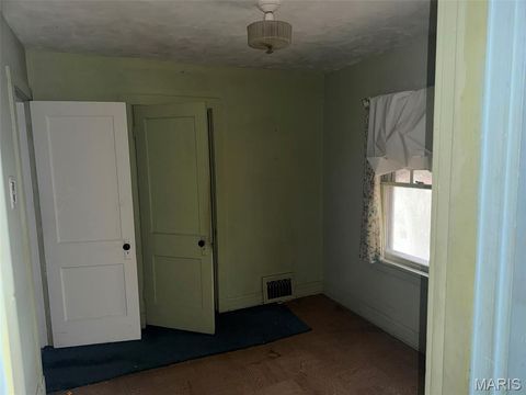 Tiny photo for 615 Cornell Avenue, Webster Groves, MO 63119 (MLS # 25078538)