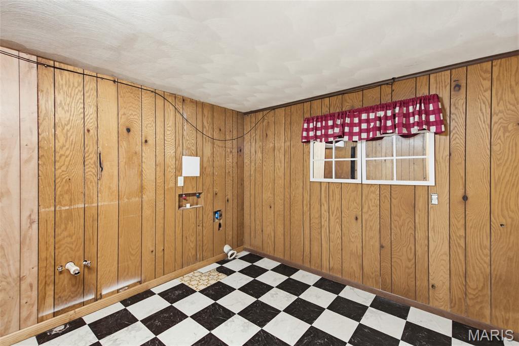 Buckhorn Estate - Residential