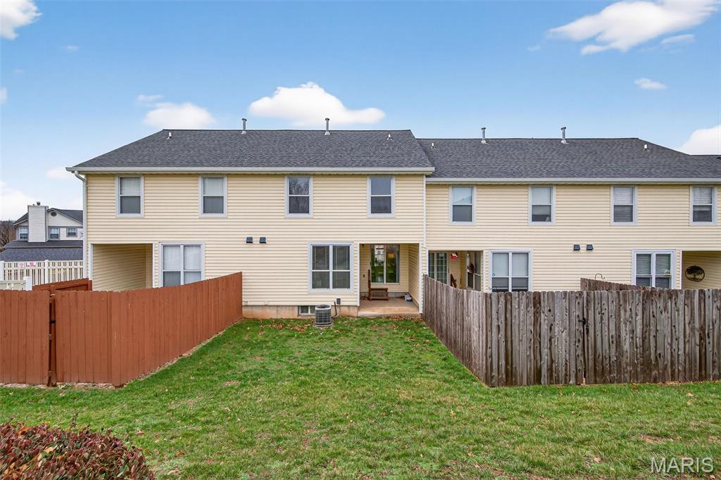 Spring Hill Farm Condo 11th - Residential