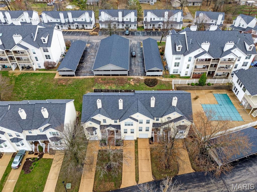 Spring Hill Farm Condo 11th - Residential