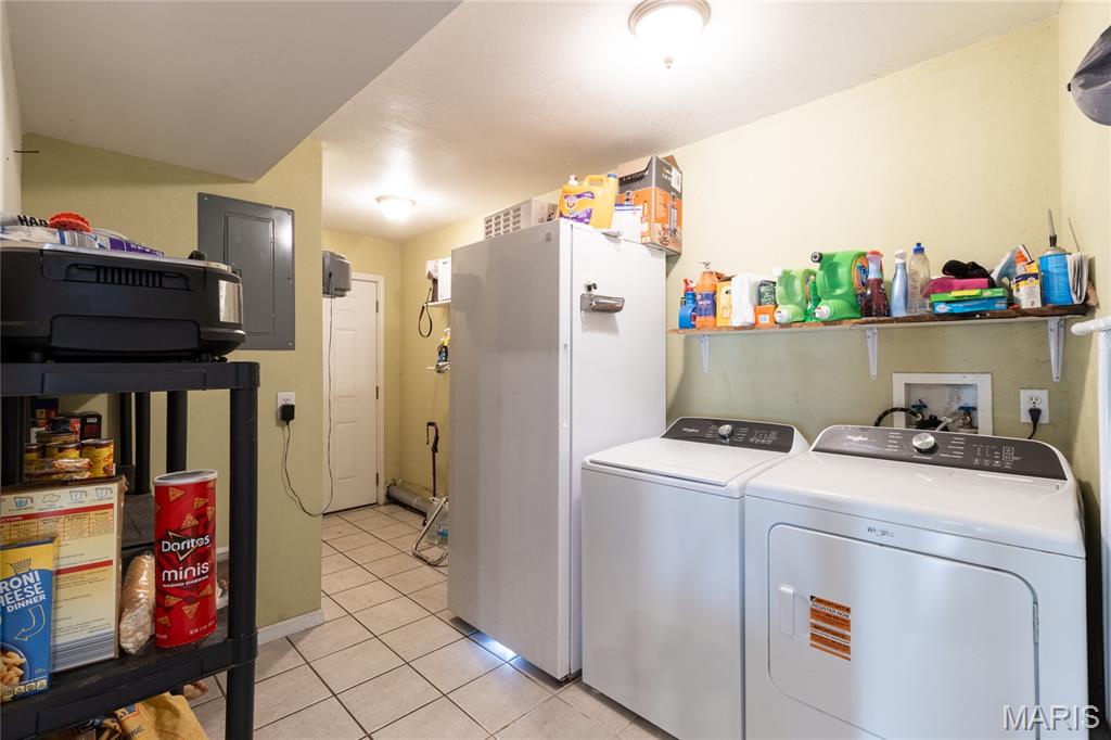 Country - Residential