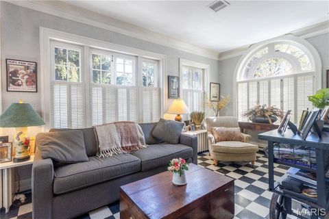 Tiny photo for 200 Blackmer Place, Webster Groves, MO 63119 (MLS # 25069273)