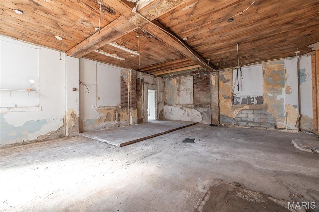 Fredericktown - Commercial Sale