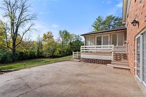 Tiny photo for 13 Balcon Estates Est, Creve Coeur, MO 63141 (MLS # 25071000)