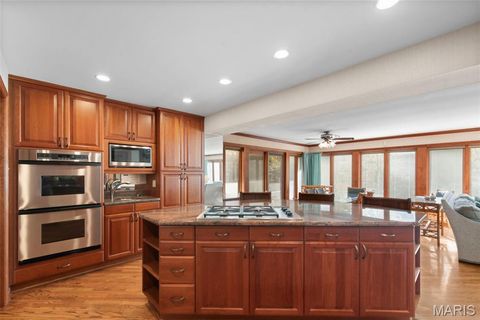 Tiny photo for 13 Balcon Estates Est, Creve Coeur, MO 63141 (MLS # 25071000)